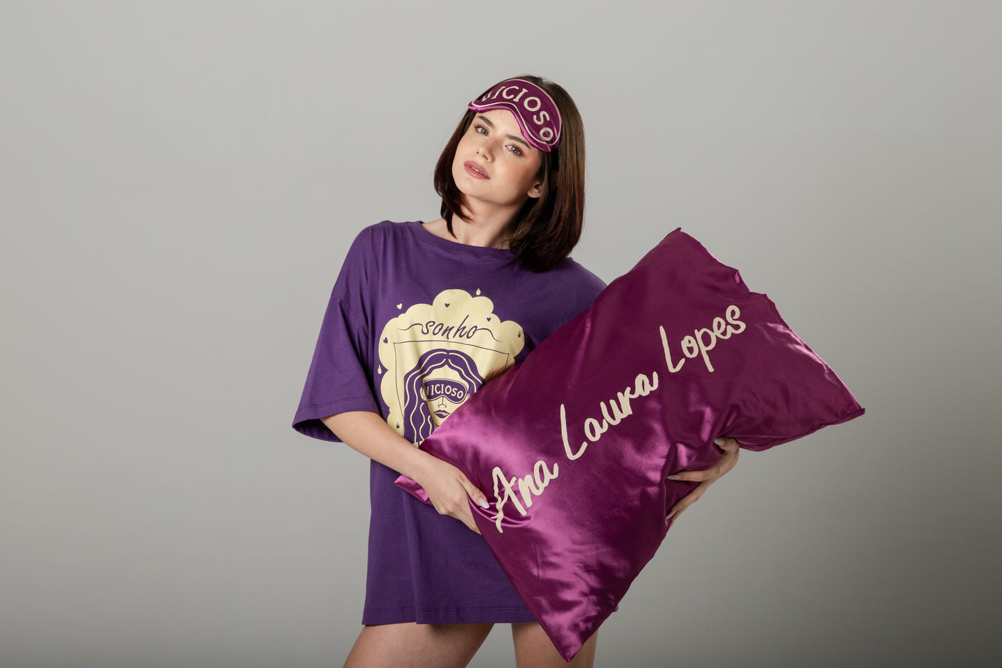 Fronha “Travesseiro Curioso” – Ana Laura Lopes